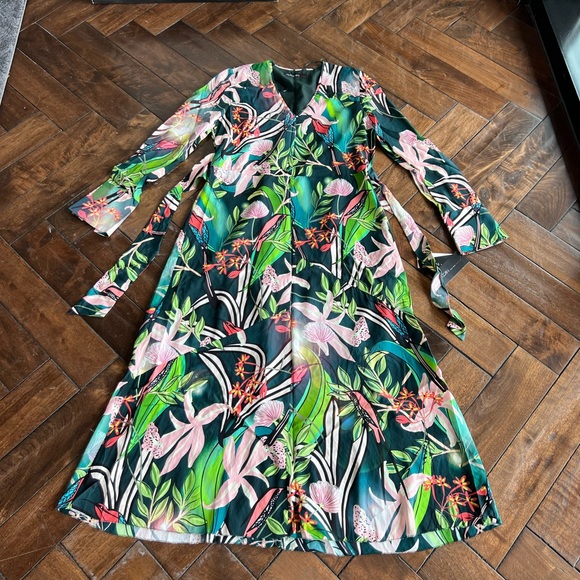 Marc Cain multicolored V-neck longsleeve size medium viscose/silk maxi dress
